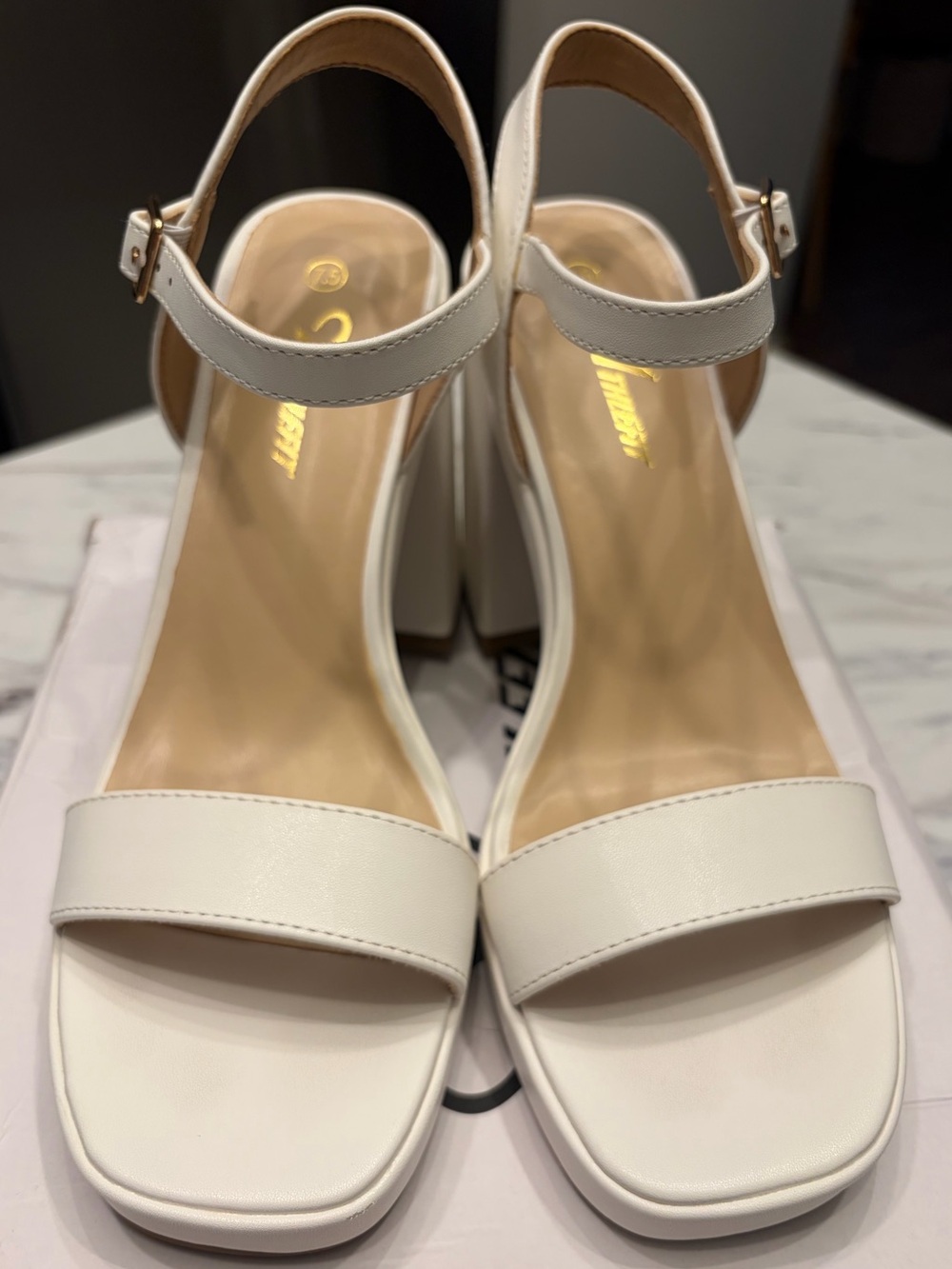 Athlefit White Platform Chunky Heel Sandals Women's US Size 7.5